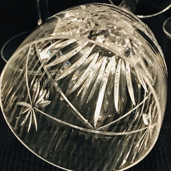 Vintage TIPPERERY Ireland Set of 4 Crystal Wine Glasses 9” Signed on Bottom - Picture 12 of 12